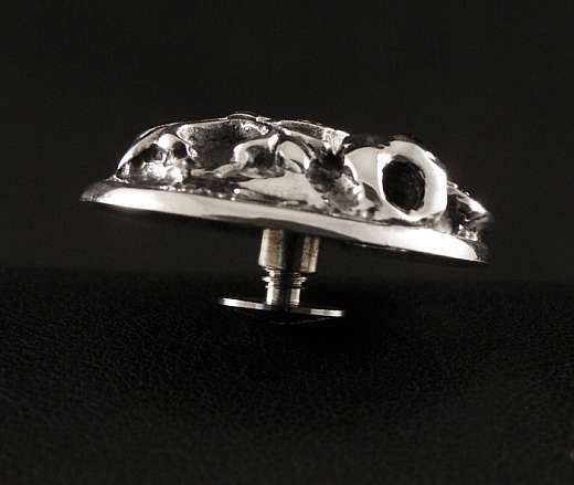 Totenkopfniete Kreuz Silber