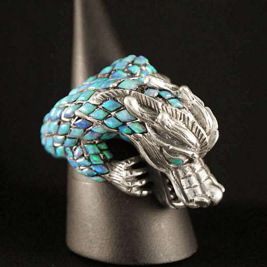 Drachenring mit Email