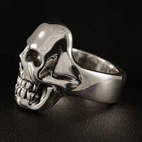 Totenkopfring medium 31 Gramm