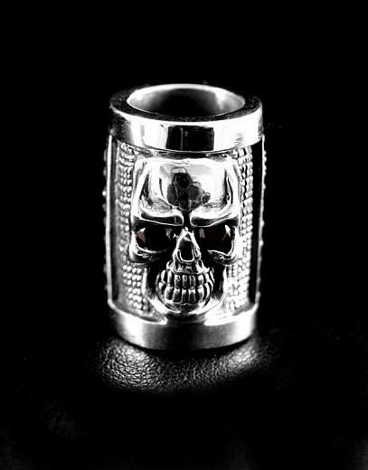 Anhnger, Silberrolle Totenkopf gefasst mit Zirkonia Steinen