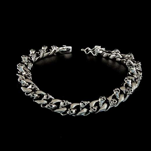 Panzerarmband mit Totenkpfen schmal