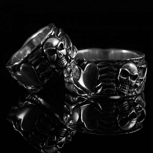 Eheringe, Hochzeitsringe mit Skull und Herz aus 935er Silber