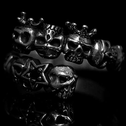 Offener Totenkopf Ring Skulls und Sterne