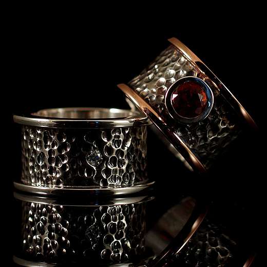 Ring aus Rotgold, Silber, mit Turmalin und Diamant