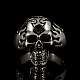 Totenkopfring mit Flammen aus Silber