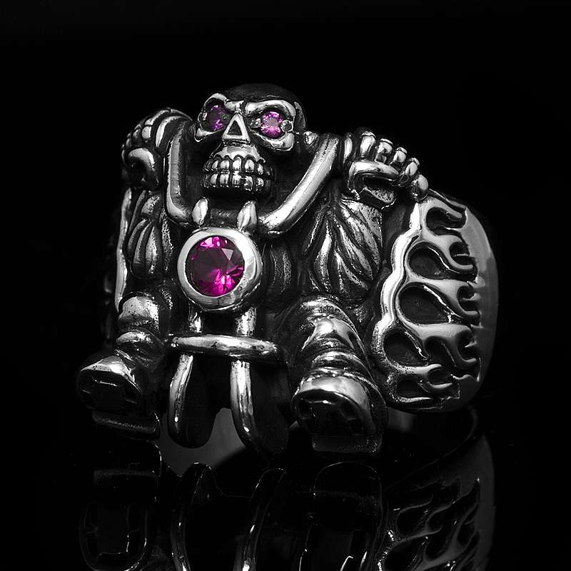 Biker Ring Ghostrider mit pinkem Zirkonia Stein