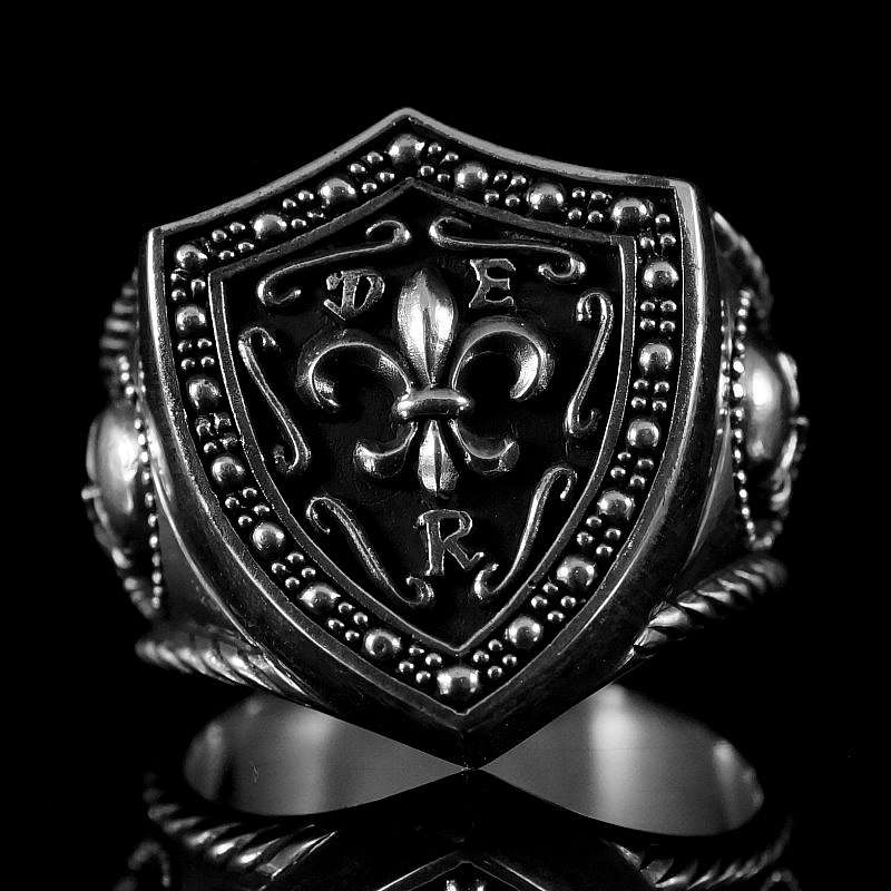 Ehe Ringe mit Lilien und Diamanten