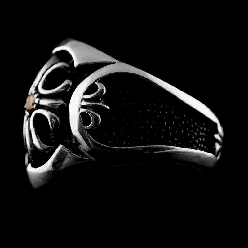 Templer Ring mit Rochenleder und Zirkonia Stein