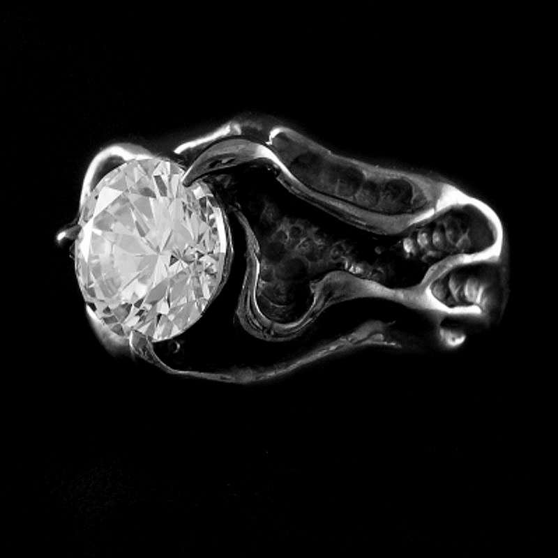 Flammenring handgefertigt mit Bergkristall