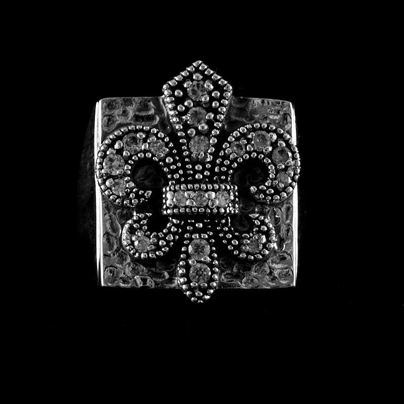 Siegelring aus Silber mit Fleur de Lis und Zirkonia