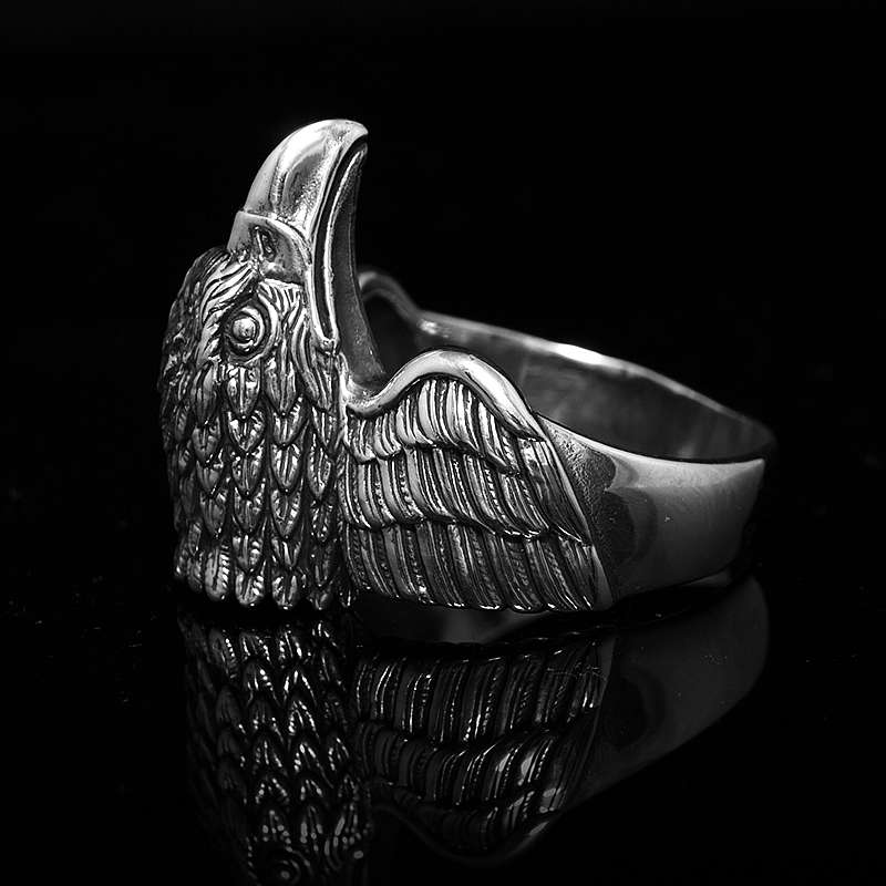 Bikerschmuck Adlerring aus 925er Sterlingsilber