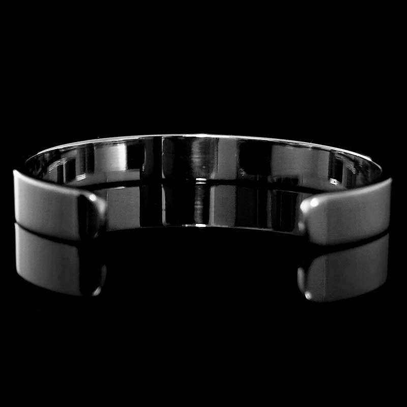 Armreif mit Handgravur Koordinaten