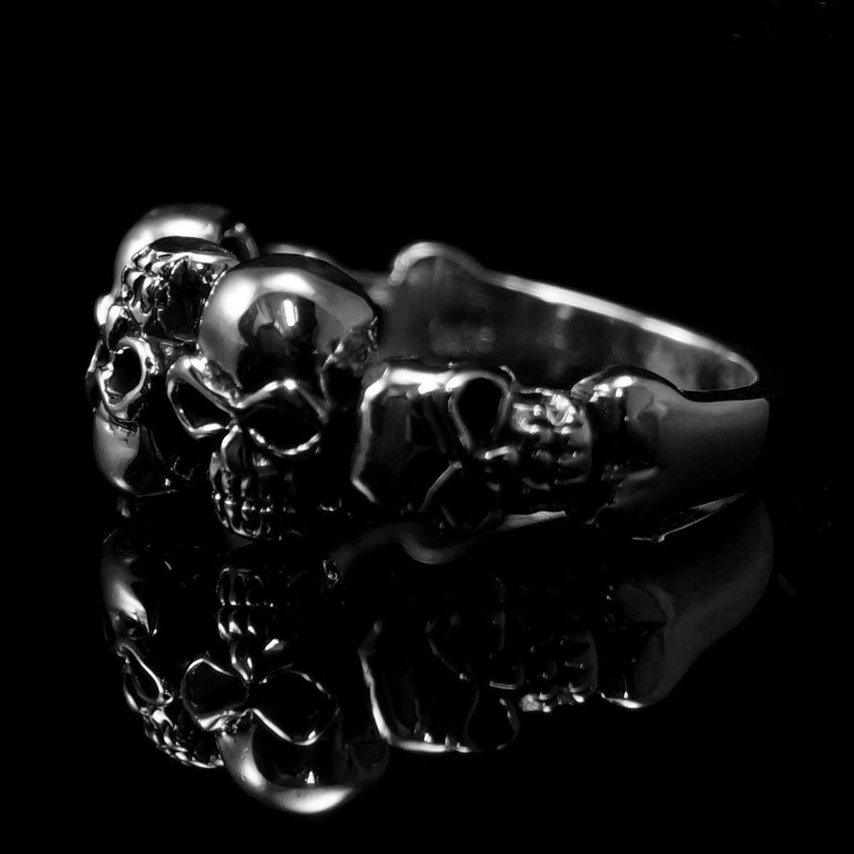 Biker Schmuck Skullringe aus Silber