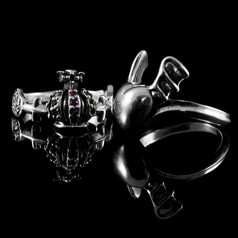 Doppel Ring aus Silber mit Zirkonia Steinen