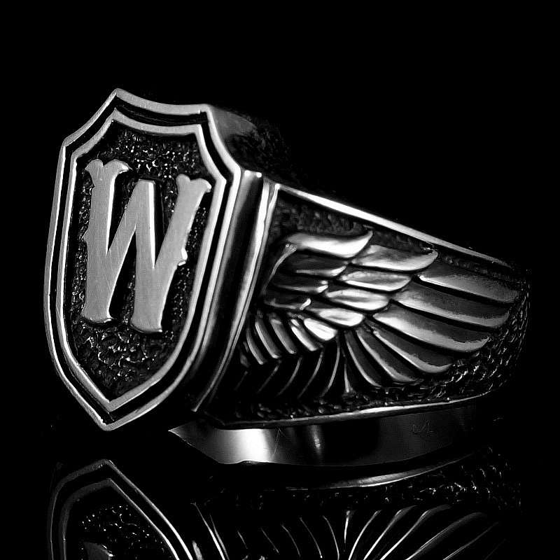 Massive Eheringe mit Buchstaben und Flgeln