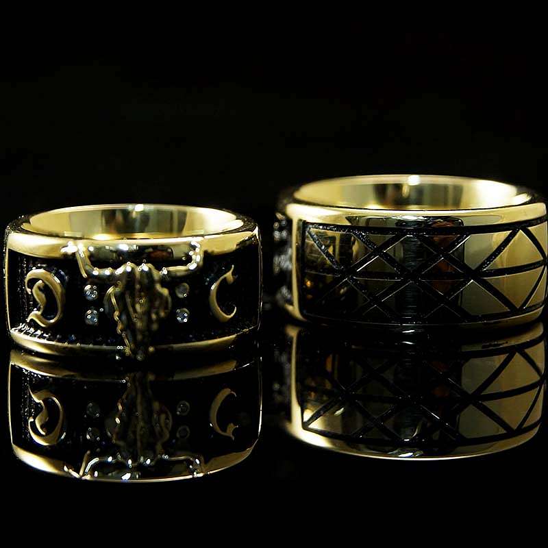 Eheringe im Wacken Style aus Gold mit Diamanten