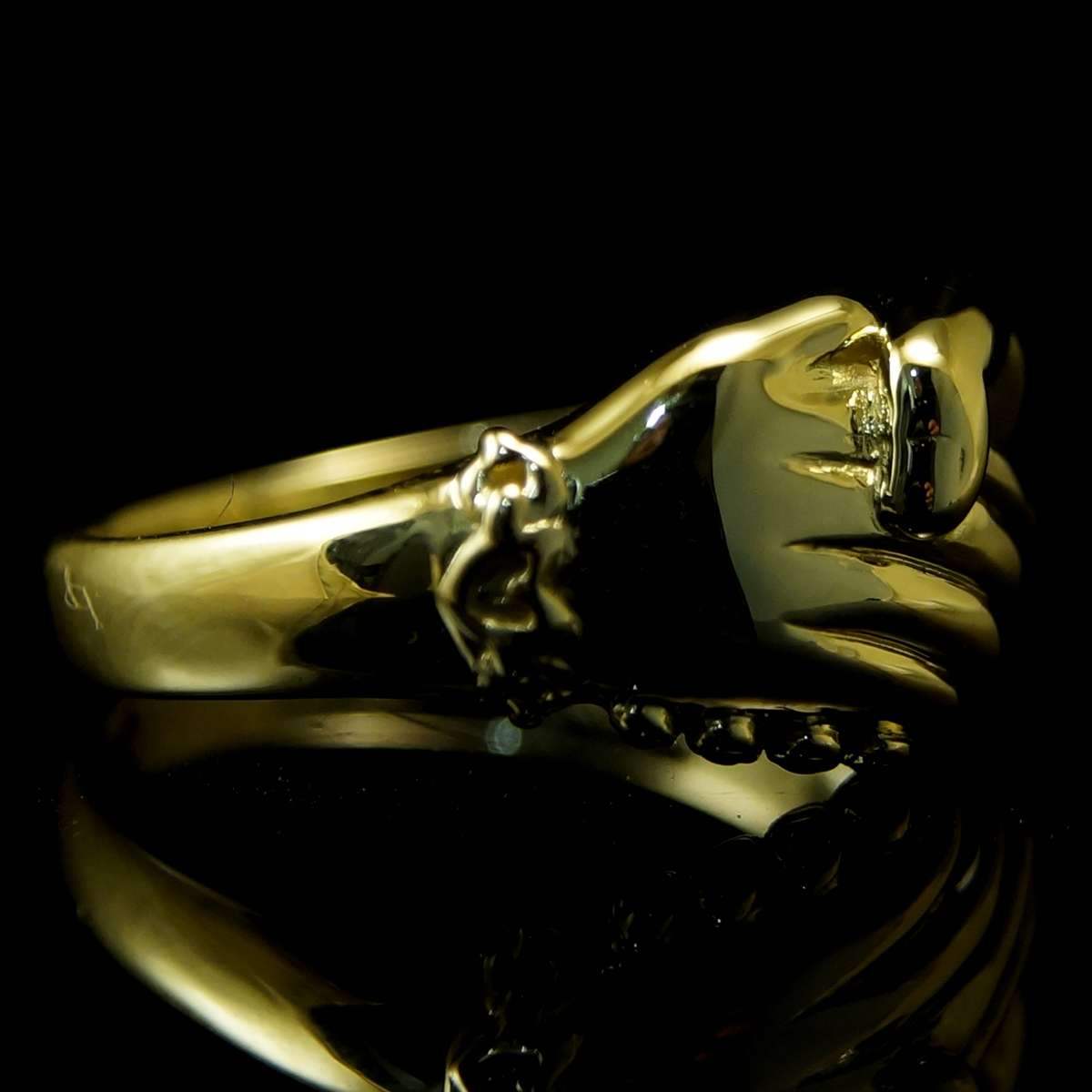 Ausgefalle Eheringe, Fassende Hnde Gold