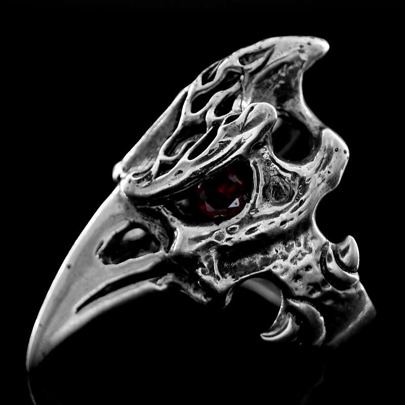 Ring Feuervogel mit roten Augen