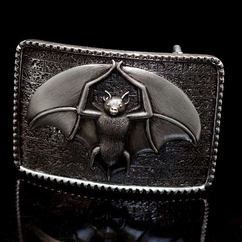 Grtelschnallen aus Silber mit Fledermaus