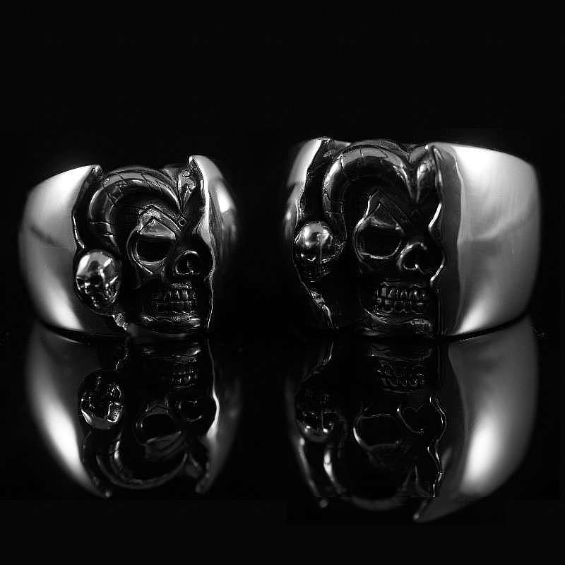 Hochzeitsringe, Eheringe mit Skull und Narrenkappe