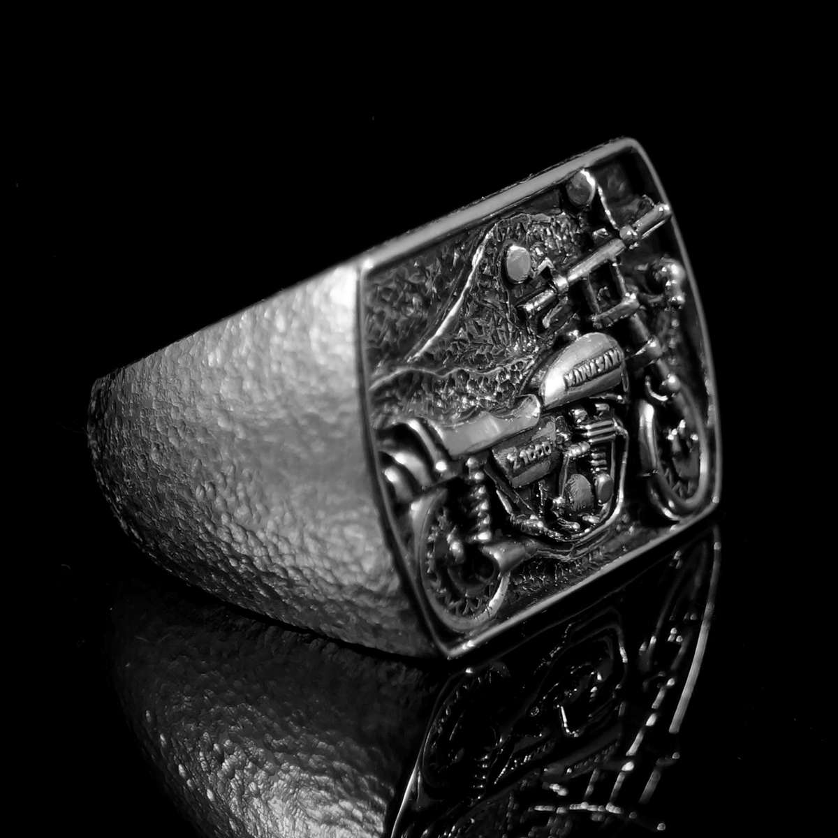 Ring aus Silber, Motorrad Kawasaki