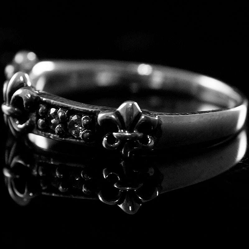 Filigraner Ring Lilie Mittelalter Schmuck