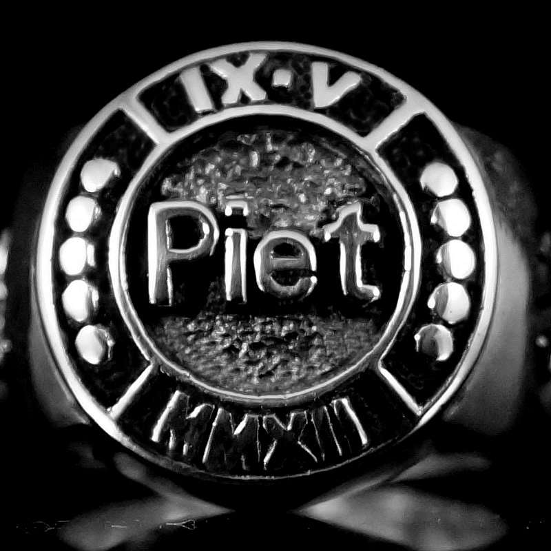 Sonderanfertigung Ring mit Name und Datum