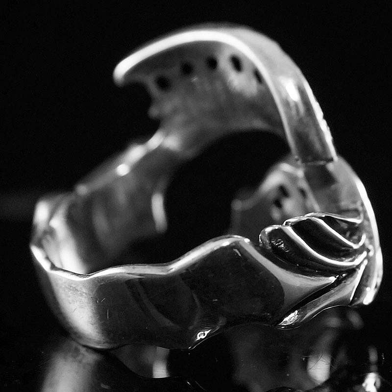 Offener Ring mit Schmucksteinen, Biker Schmuck