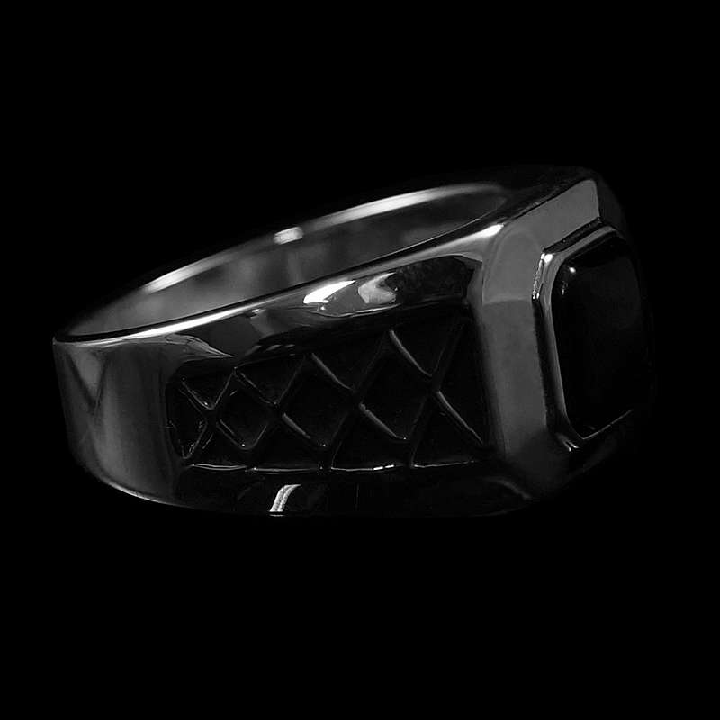 Siegelring mit schwarzem Onyx