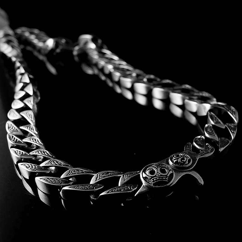 Massive Panzerkette mit Fleur de Lis und Flgelmusterung