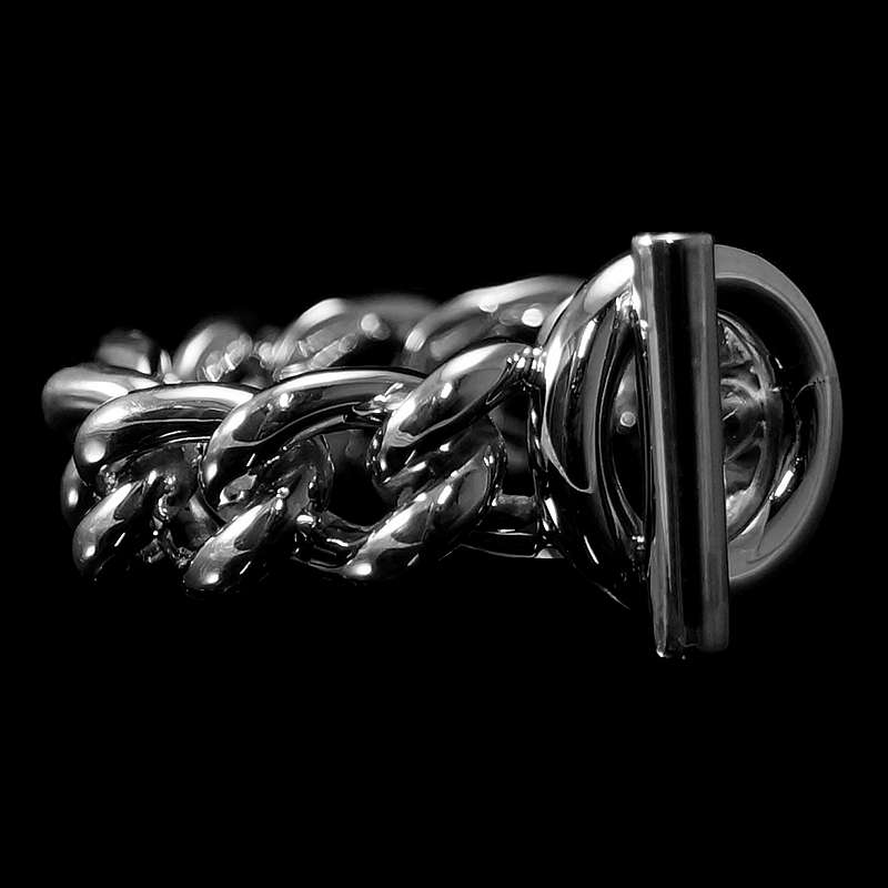 Panzerring mit Knebelverschluss aus Silber