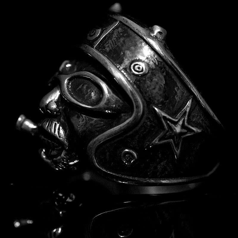 Bikerschmuck Ring Biker mit Zigarre