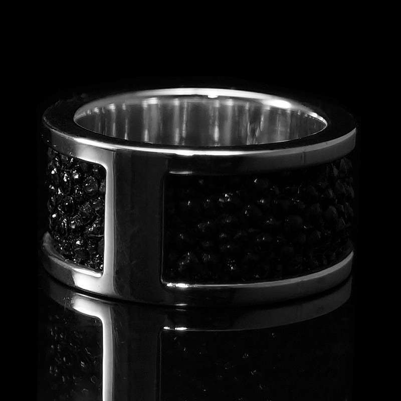 Silber Eheringe mit Rochenleder