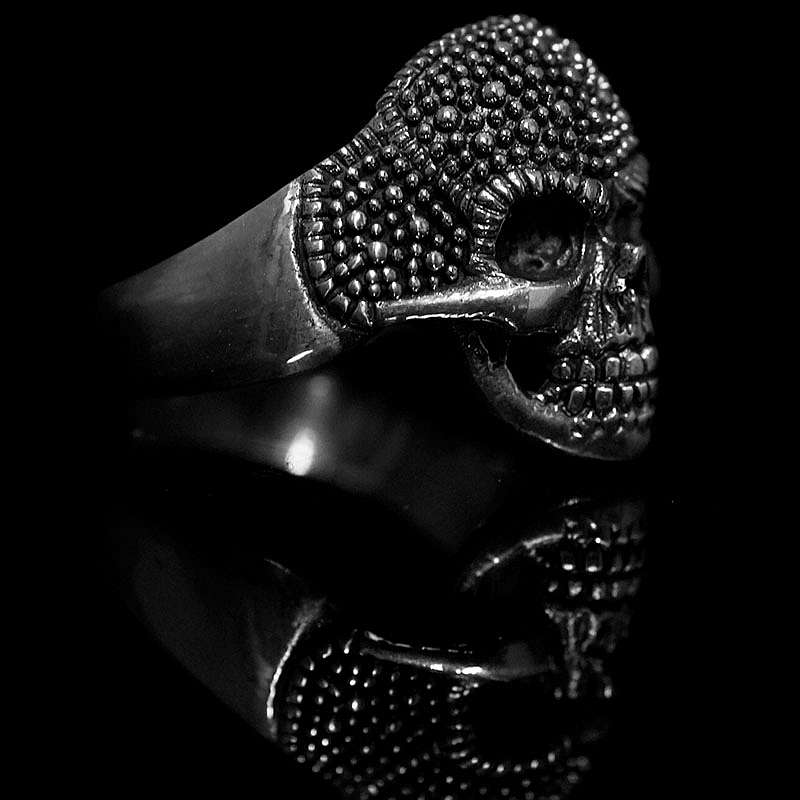 Totenkopf, Skullringe kleine Verzierung