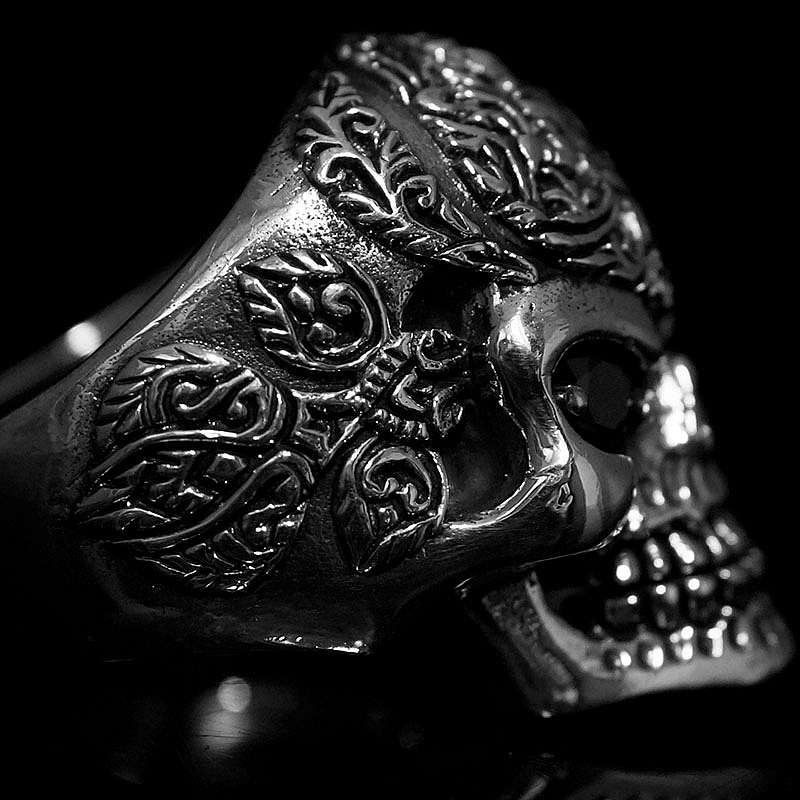 Gefhrliche Skullringe Bikerschmuck