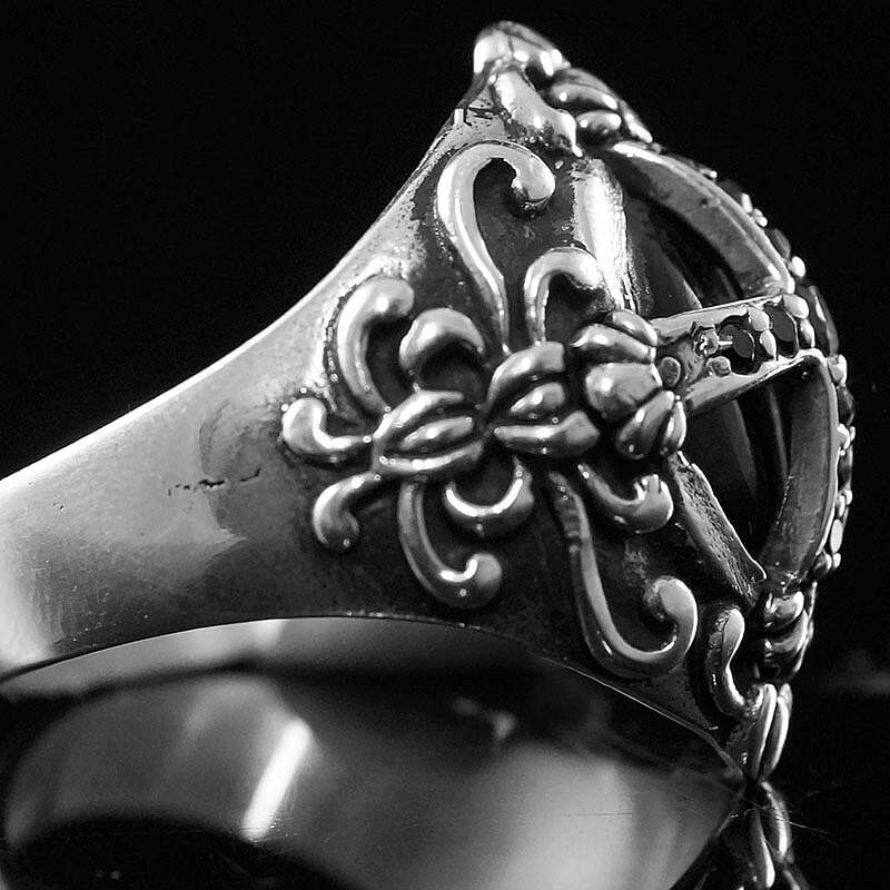 Templerkreuz Ring mit Verzierung, Biker Schmuck