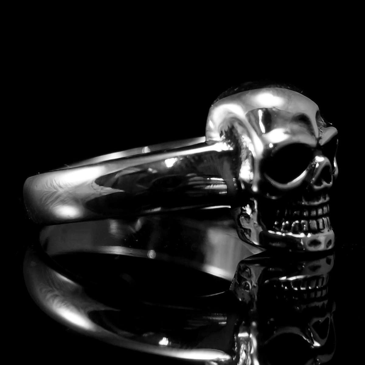 Totenkopfring, Angry Little Skull Ring