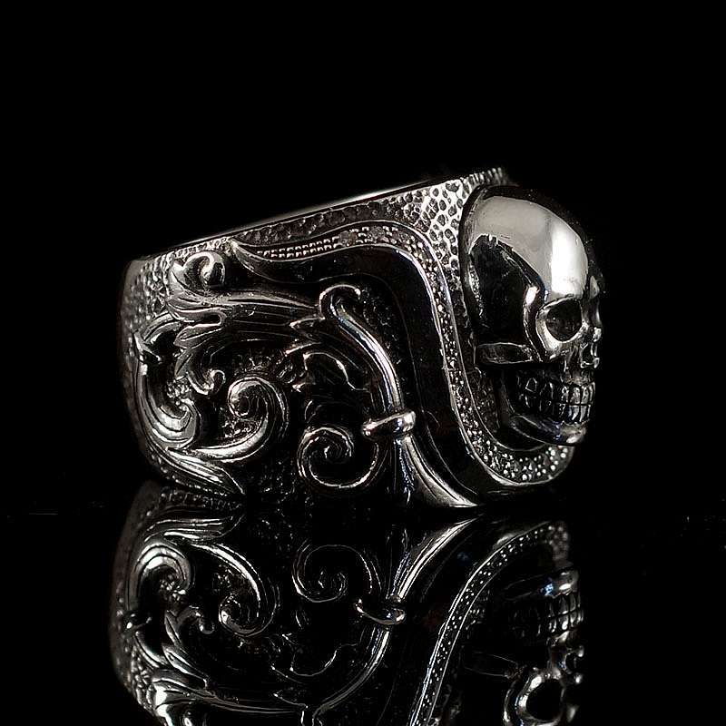 Eheringe, Einzelstcke mit Diamanten und Totenkopf