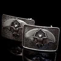 Grtelschnallen aus Silber mit Fledermaus