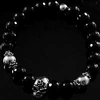 Kugelarmband aus facettiertem Onyx Stein mit Skull Beads