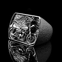 Ring aus Silber, Motorrad Kawasaki
