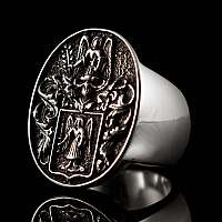 Ring mit Familien Wappen nach Kundenwusch gefertigt