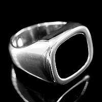 Klassischer Siegelring mit Onyx aus Silber